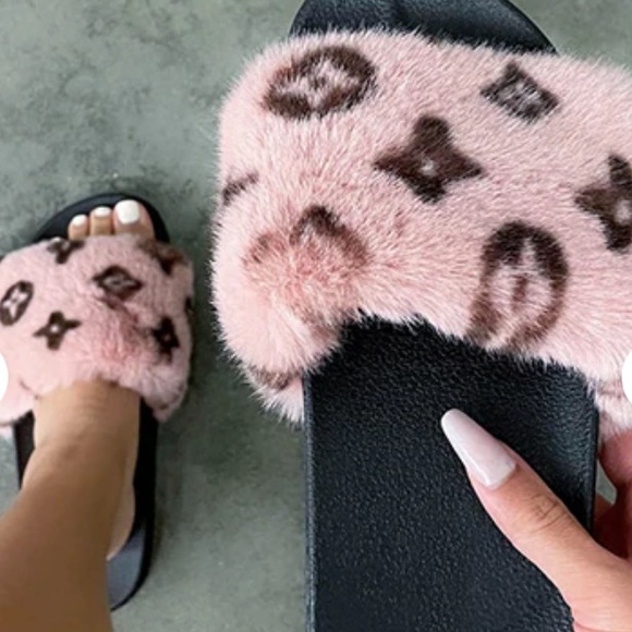 LEMONADE Base style Sandal 💗🖤💗 - Picture 3 of 7